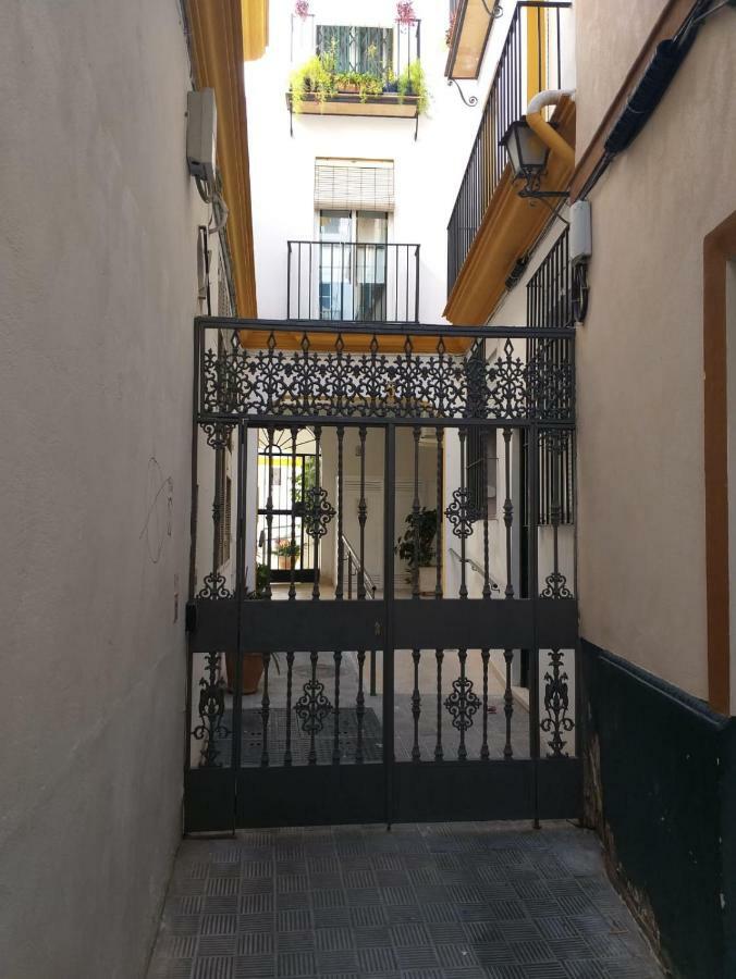 El Rinconcito De La Alfalfa Seville Ngoại thất bức ảnh